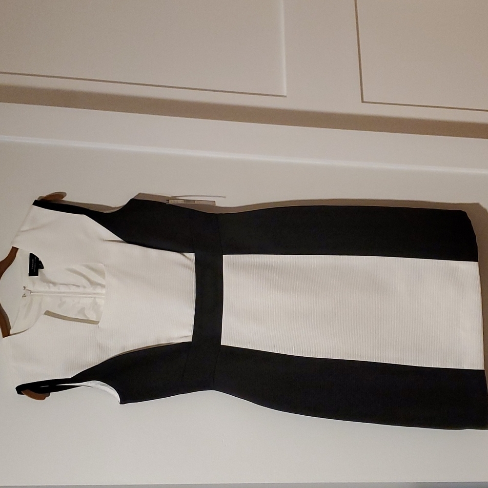 Tahari Arthur S. Levine "Arlene" Career Dress